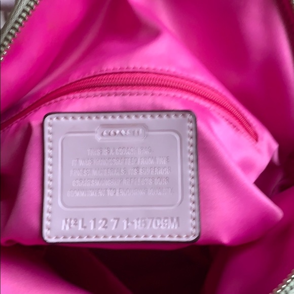 Coach handbag with detachable crossbody strap. - Picture 8 of 9